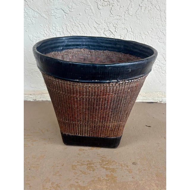 Wood 19th Century Thai Hand Woven Rattan Black Lacquer Grain Basket For Sale - Image 7 of 7