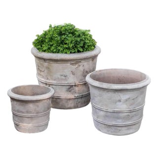 Classic Orangerie Brown Terra Cotta Planters. Set of 3 For Sale