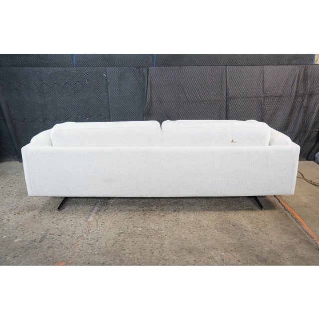 Minimalist Modern Nabu Sofa in Sand Fabric With Geometric Accent Pillows Couch For Sale - Image 13 of 15