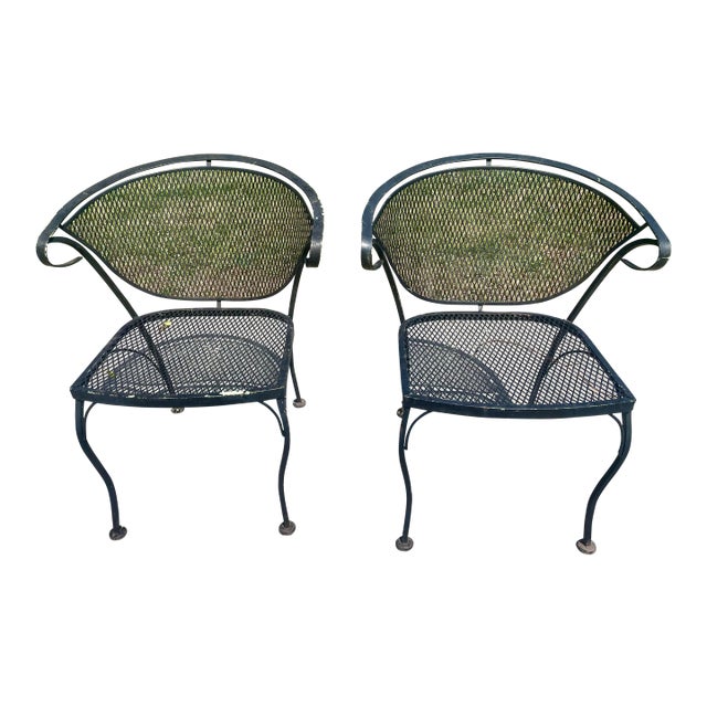 Mid 20th Century Wrought Iron Russell Woodard Pinecrest Barrel Back Mesh Pair of Chairs For Sale