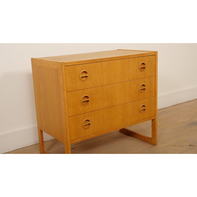 Wood Vintage Danish Chest of Drawers in Oak by Arne Wahl Iversen, 1960 For Sale - Image 7 of 10