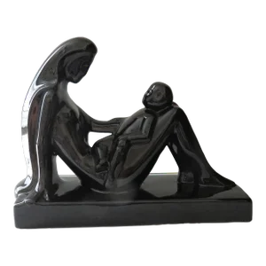Vintage Late 20th Century Royal Haeger Mother & Child Ceramic Statue Sculpture in Black Glaze Glossy