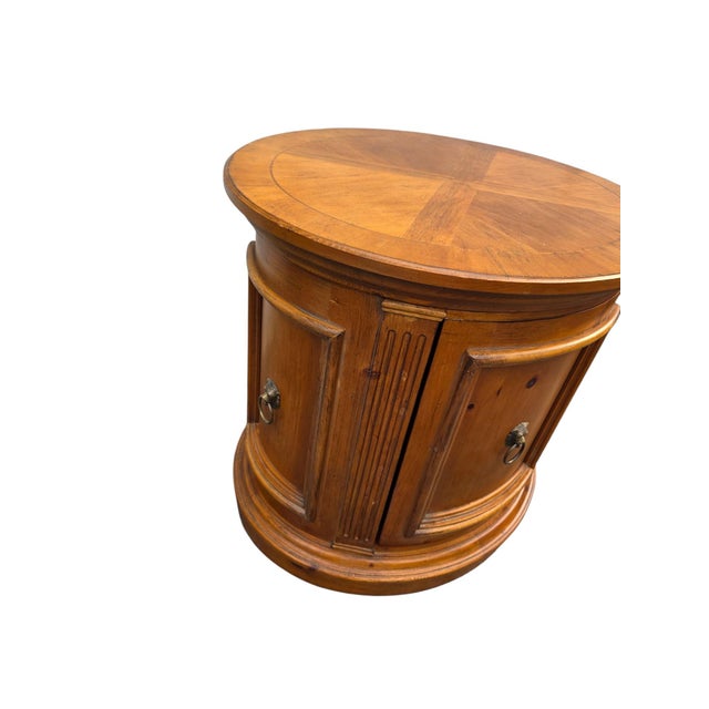 Vintage Ethan Allen Tuscan Knotty Pine Drum End Table Side Cabinet Lion Head Pull For Sale - Image 15 of 18