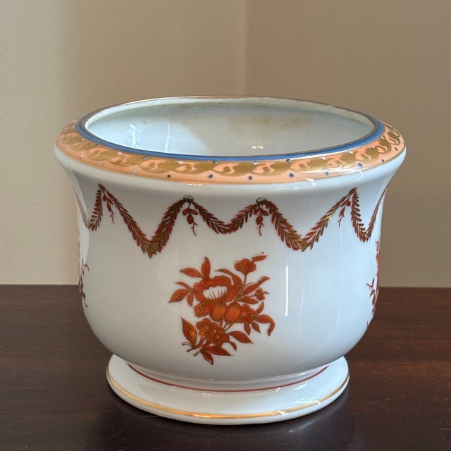 Mid-20th Century Chinoiserie Porcelain Cachepot For Sale - Image 13 of 17
