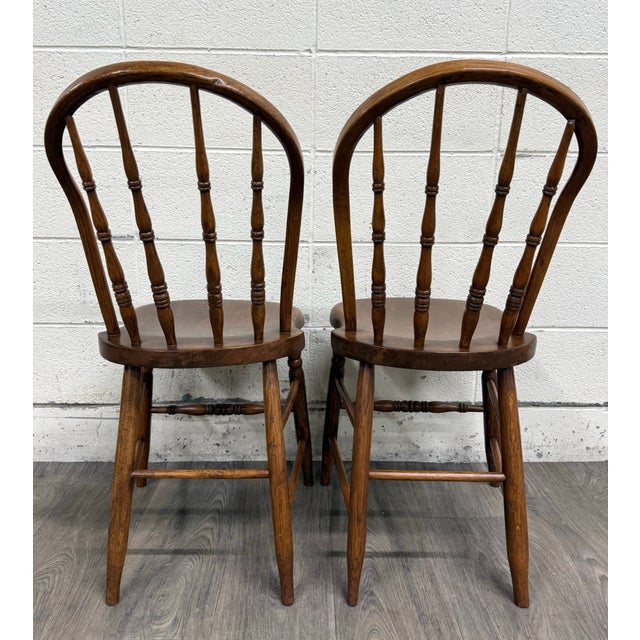 Antique Rustic Farmhouse Windsor Hoop Back Bow Back Spindle Dining Chairs - Pair For Sale In Kansas City - Image 6 of 10