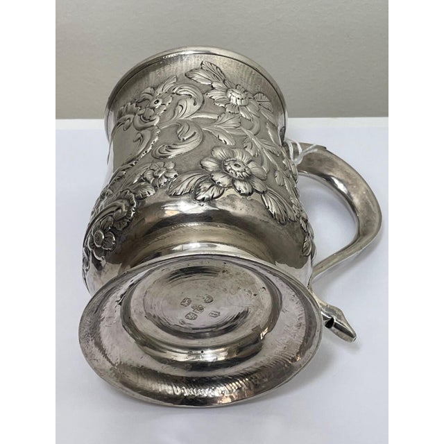 Rare 18th Century Georgian Sterling Silver Tankard, Newcastle Dated 1774 by Silversmith John Langlands For Sale - Image 10 of 14