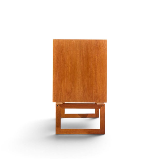 Kurt Østervig Style Mid Century Danish Teak Sliding Door Credenza and Hutch For Sale In Chicago - Image 6 of 14