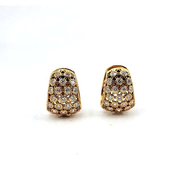 Gold 2.00 Ct 18k Yellow Gold Lattice-Style Diamond Earrings, A Pair For Sale - Image 8 of 8