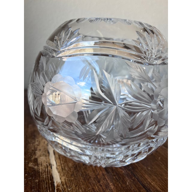 Late 20th Century Vintage Etched and Cut Crystal Glass Rose Bowl 6" For Sale - Image 5 of 10
