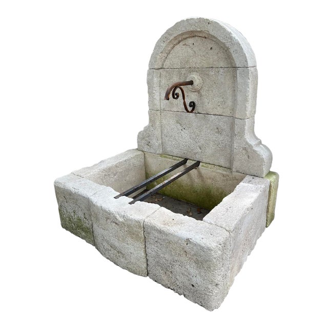 Mians, Small Arched Limestone Wall Fountain From Provence, France For Sale