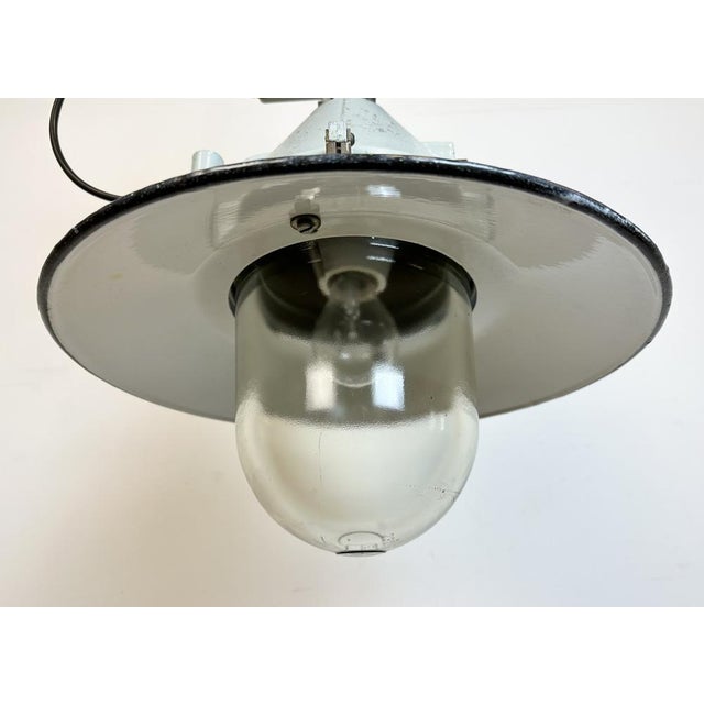 Grey Cast Aluminium Explosion Proof Pendant Lamp with Enameled Shade from Elektrosvit, 1970s For Sale - Image 6 of 18