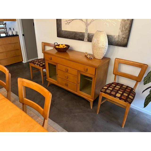 Mid-Century Modern Mid-Century Modern Honey Finish 8-Piece Dining Set — In the Style of Heywood-Wakefield For Sale - Image 3 of 12