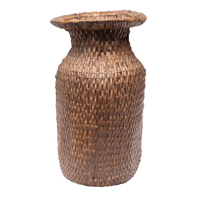 Vintage Chinese Woven Fantail Basket, Early 20th Century For Sale
