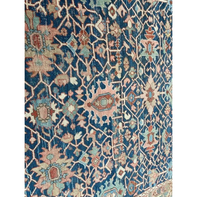 Very beautiful antique Heriz rug with a nice all-over design and beautiful natural colors, very decorative, entirely hand...