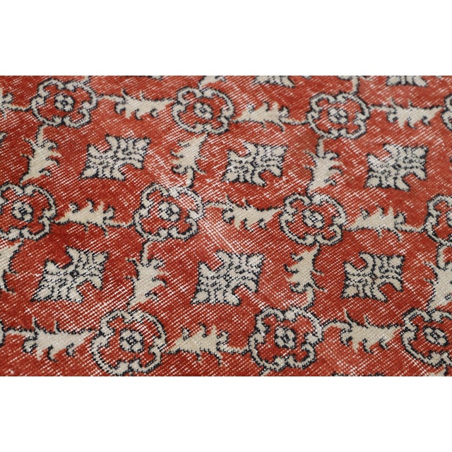 1970s 1970s Contemporary Style Floral Design Red Handmade Oushak Rug For Sale - Image 5 of 9