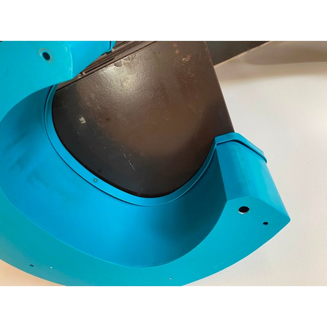 Very beautiful letter C sign in blue painted aluminum and blue acrylic glass from the 1970s Fully removable letter...