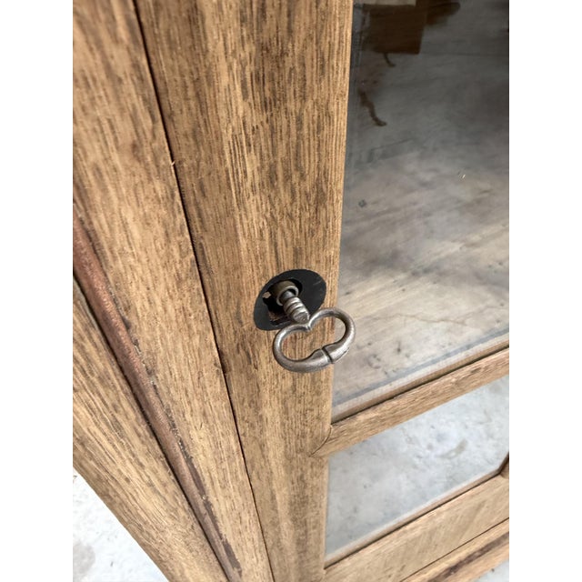Early 20th Century Oak Display Cabinet For Sale - Image 6 of 10