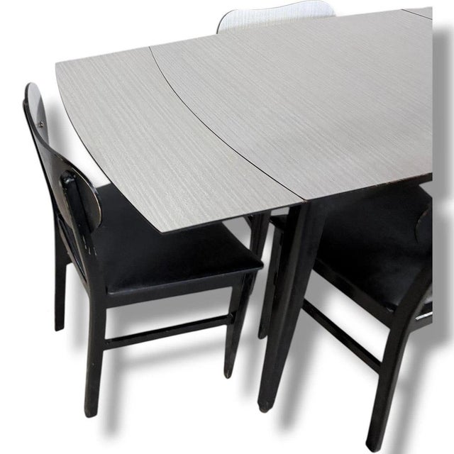 Mid-Century White Formica Extendable Drop-Leaf Dining Table, Set of 5 For Sale - Image 7 of 10