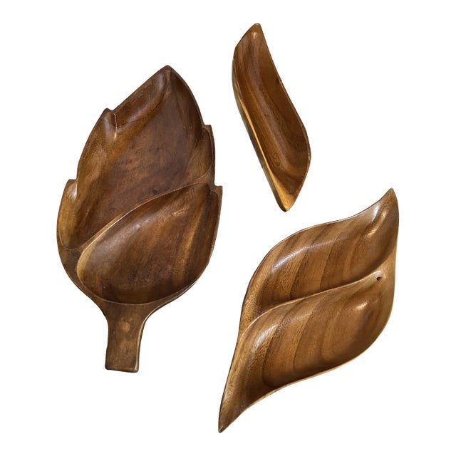 1970s Wooden Leaf Bowls - Set of 3 For Sale