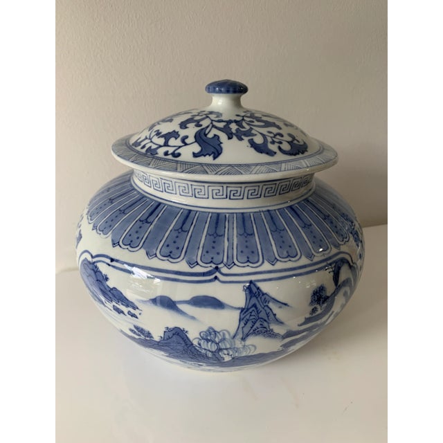 Mid 20th Century Chinese Blue and White Floral & Landscape Porcelain Lidded Urn For Sale - Image 11 of 11