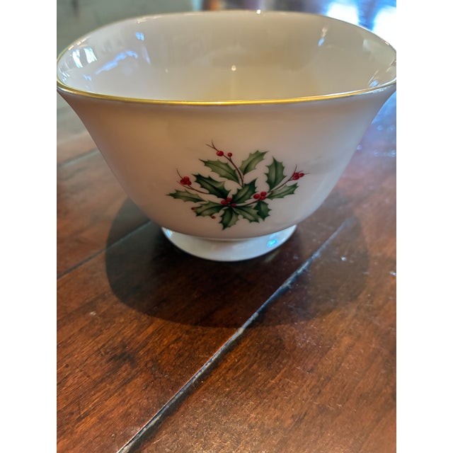 Lenox Late 20th Century Lenox China Candy Dish With Matching Saucer in Holiday Pattern - Set of 2 For Sale - Image 4 of 4