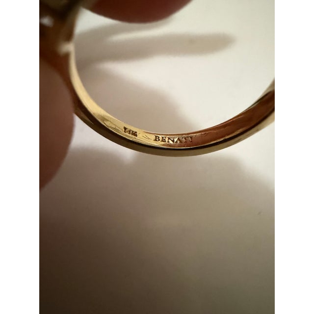 1950s 14k Yellow Gold Approx 1.25ctw Vs1 Vs2 Diamond Engagement Ring by Benati, Size 7 For Sale - Image 4 of 8