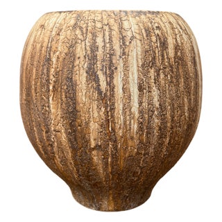 Wide RoundedTextured Two-Tone Cafe Mocha Brown Ceramic Vase For Sale