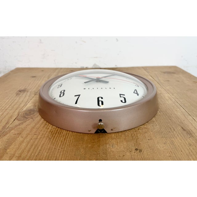 Industrial Brown Electric Station Wall Clock from Westclox, 1960s For Sale - Image 9 of 18