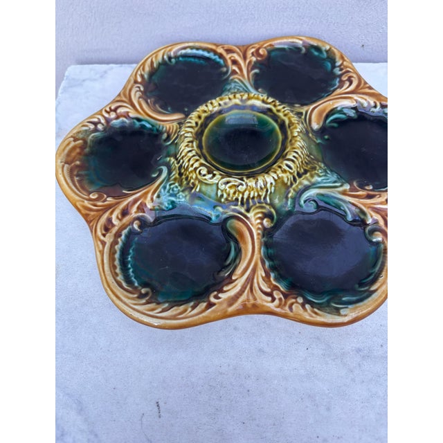 French Green Majolica Oyster Plate, Circa 1900 For Sale - Image 4 of 5