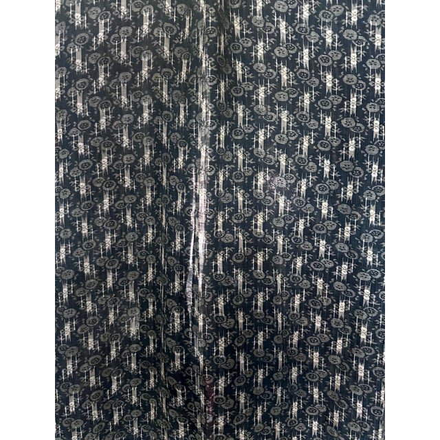 Early 20th Century Japanese Woven Ikat and Stenciled Summer Usumono Kimono Meiji Period For Sale - Image 5 of 9