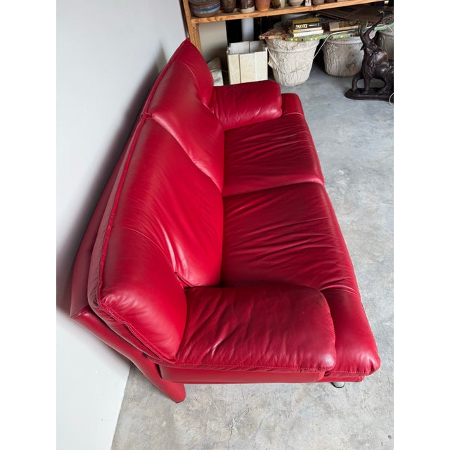 Red Vintage Postmodern Nicoletti Salotti–Style Italian Red Leather Sofa For Sale - Image 8 of 11