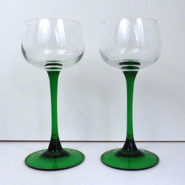 Mid-Century Modern French Luminarc Wine Glasses, Set of 12 For Sale - Image 3 of 7
