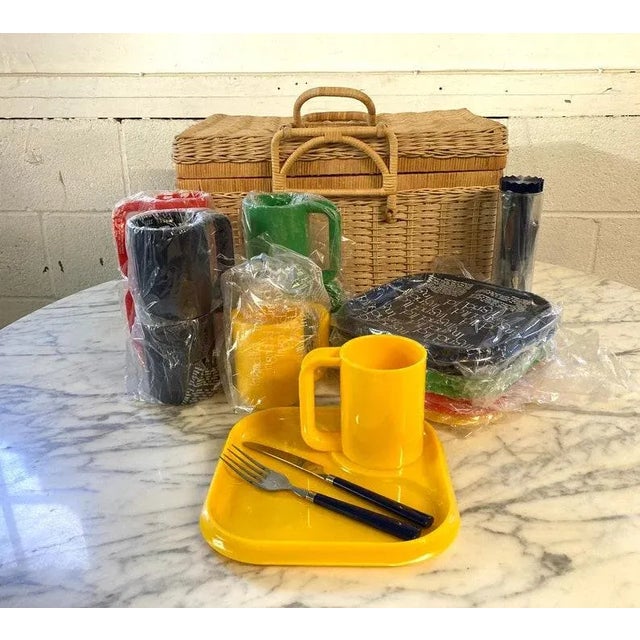 1970s Vintage Mid Century Picnic Basket With Service - New Old Stock For Sale - Image 5 of 10
