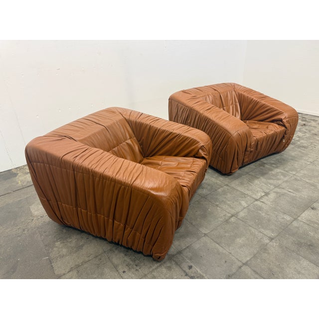 1970s Pair of Vintage Piumino Armchairs by De Pas, d'Urbino & Lomazzi in Leather, Italy, 1970's For Sale - Image 5 of 10