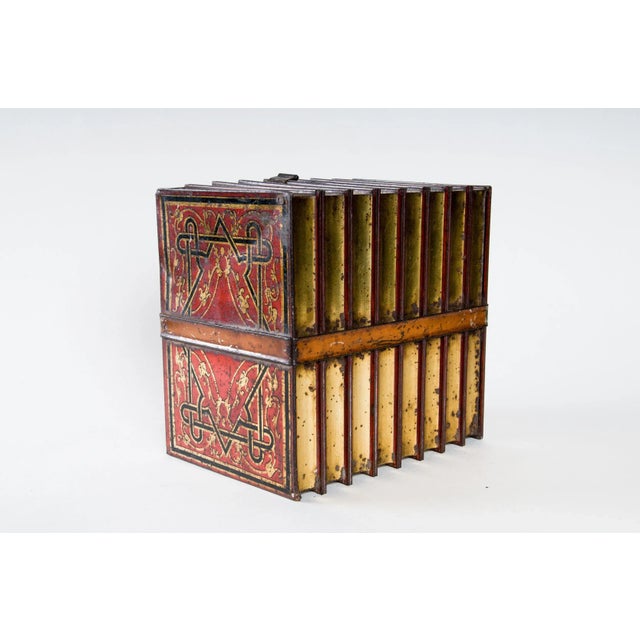 Metal Early 20th Century Huntley & Palmers English Biscuit Tin Box For Sale - Image 7 of 10