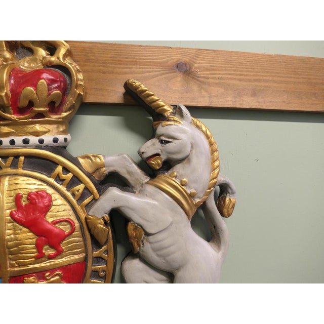 1950s British Royal Coat of Arms Wall Plaque, 1950 For Sale - Image 5 of 8