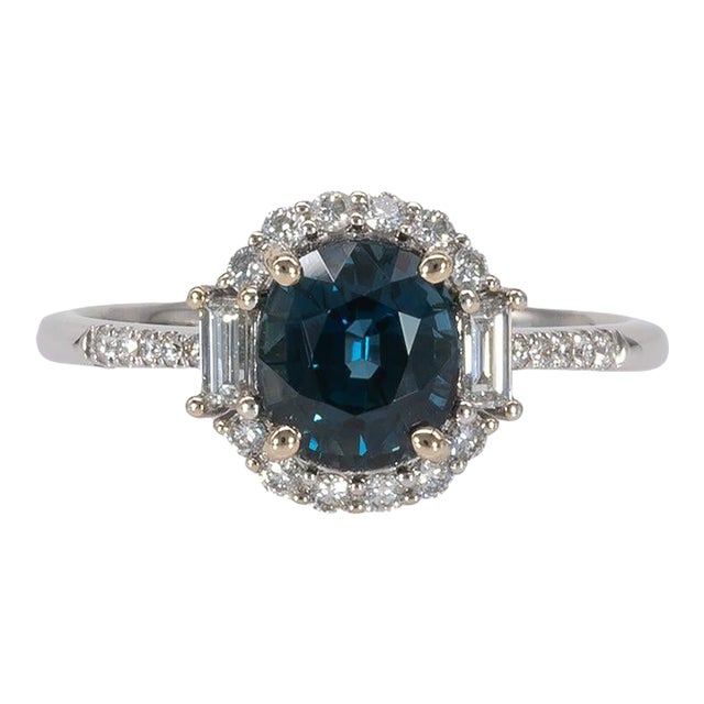 1.7Ct Teal Sapphire Ring With a Diamond Halo: Solid 14k Gold, Size 6.75 For Sale