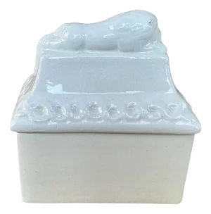 Vintage Bassanello Porcelain Box With Lion Form Lid - Made in Italy