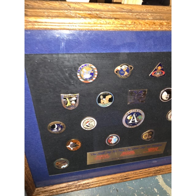 1980s Collection of Nasa Apollo Insignia Pins For Sale - Image 5 of 18