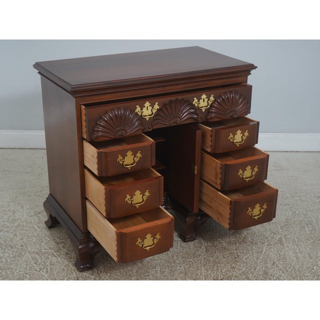 Chippendale Harden Block Front Townsend Yale Mahogany Kneehole Desk Chest For Sale - Image 3 of 18