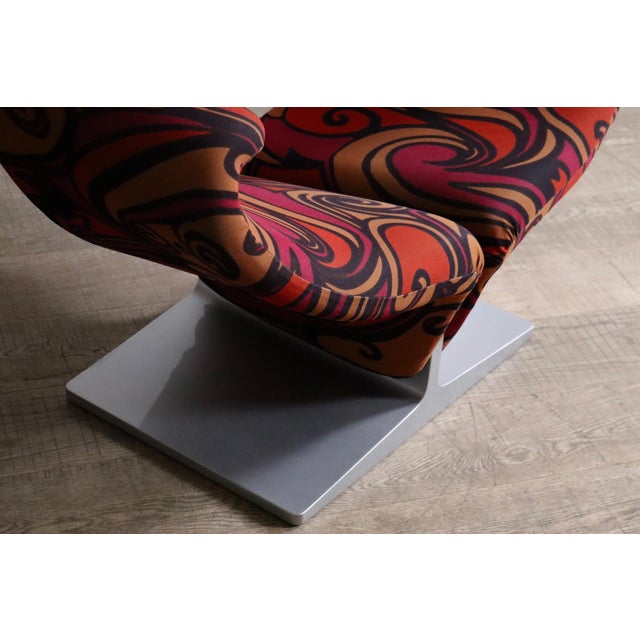 Artifort Ribbon Chair in Jack Lenor Larsen Momentum Fabric by Pierre Paulin for Artifort, 1990s For Sale - Image 4 of 17