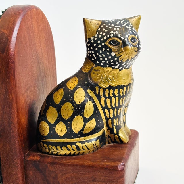 Wood Vintage Brass and Wood Cat Bookends - Set of 2 For Sale - Image 7 of 14
