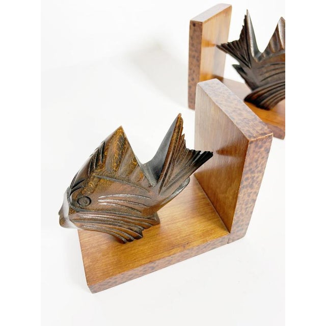 Gold Wooden Bookends with Fish Decoration, France, 1960s, Set of 2 For Sale - Image 8 of 10