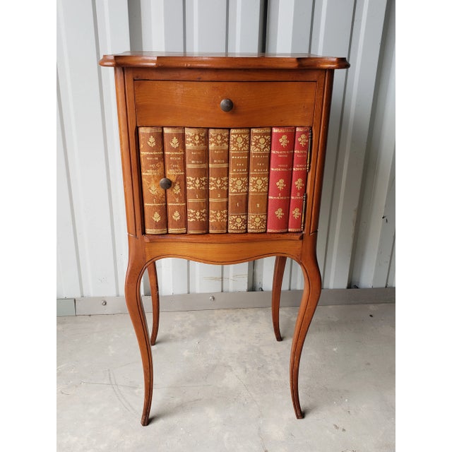 Early 20th Century Vintage French Louis XV Faux Book Fruitwood Nightstand / Side Table For Sale - Image 5 of 11