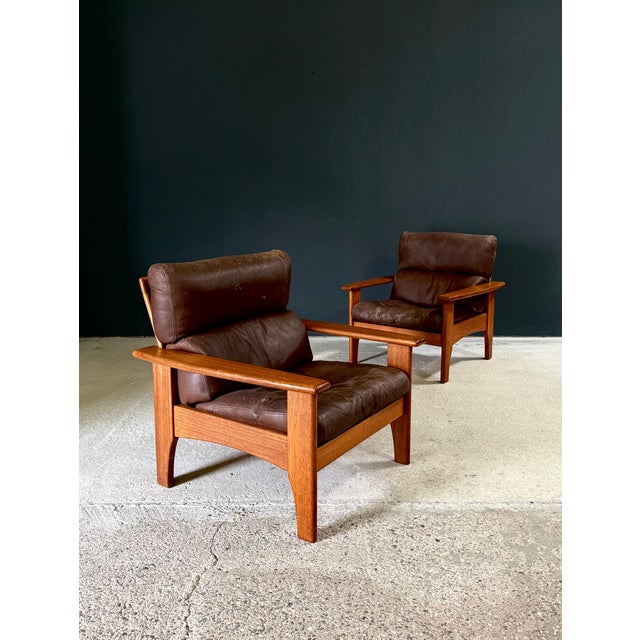 Mid-Century Modern Lounge Chairs in Leather and Teak, 1960s, Set of 2 For Sale - Image 6 of 18