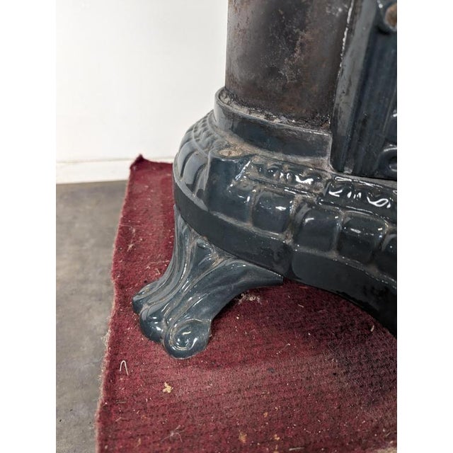 Wood Stove in Cast Iron and Steel from Godin For Sale - Image 4 of 12