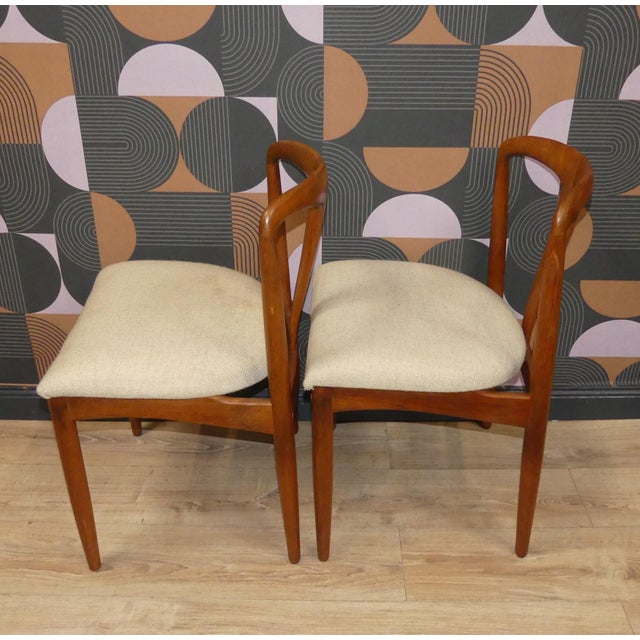 1970s Danish Teak Off-White Juliane Dining Chair by Johannes Andersen for Uldum Møbelfabrik, 1970s For Sale - Image 5 of 11