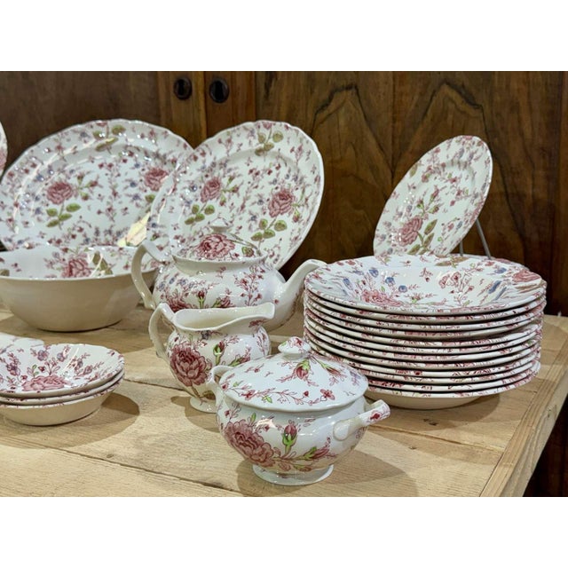 English Porcelain Dinner Service with Rose Chintz Pattern from Johnson Bros., Set of 47 For Sale - Image 12 of 17