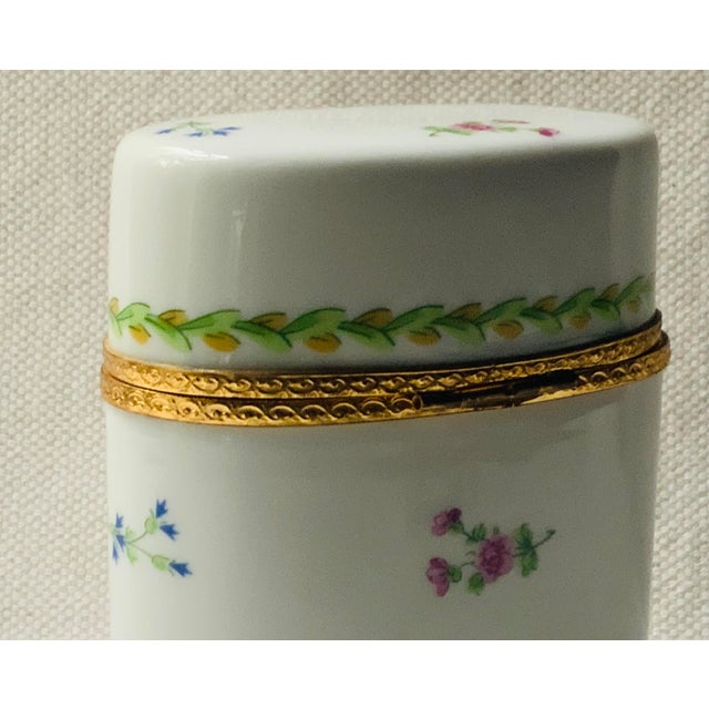 Limoges, France Limoges Porcelain Lidded Box With Bronze Mounts For Sale - Image 4 of 18