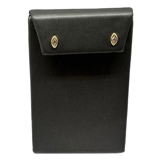 Diamond Stud Earrings in 10kt Yellow Gold - 0.07ctw Gh Si, Push Backs, A Pair For Sale